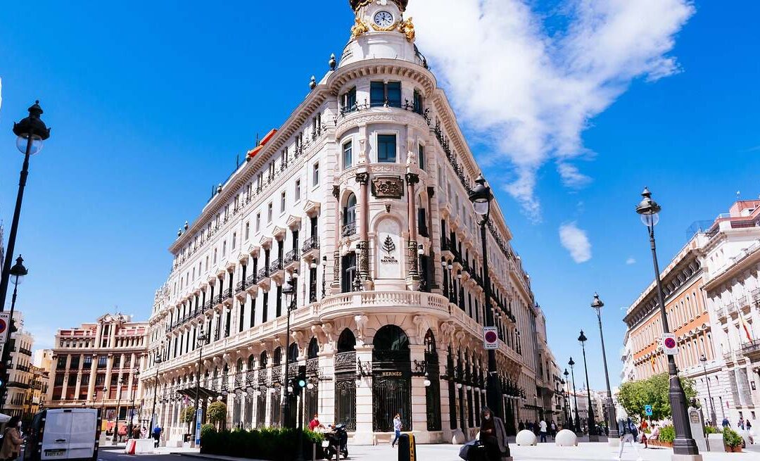 Los hoteles de Madrid disparan un 19% sus ingresos por habitación